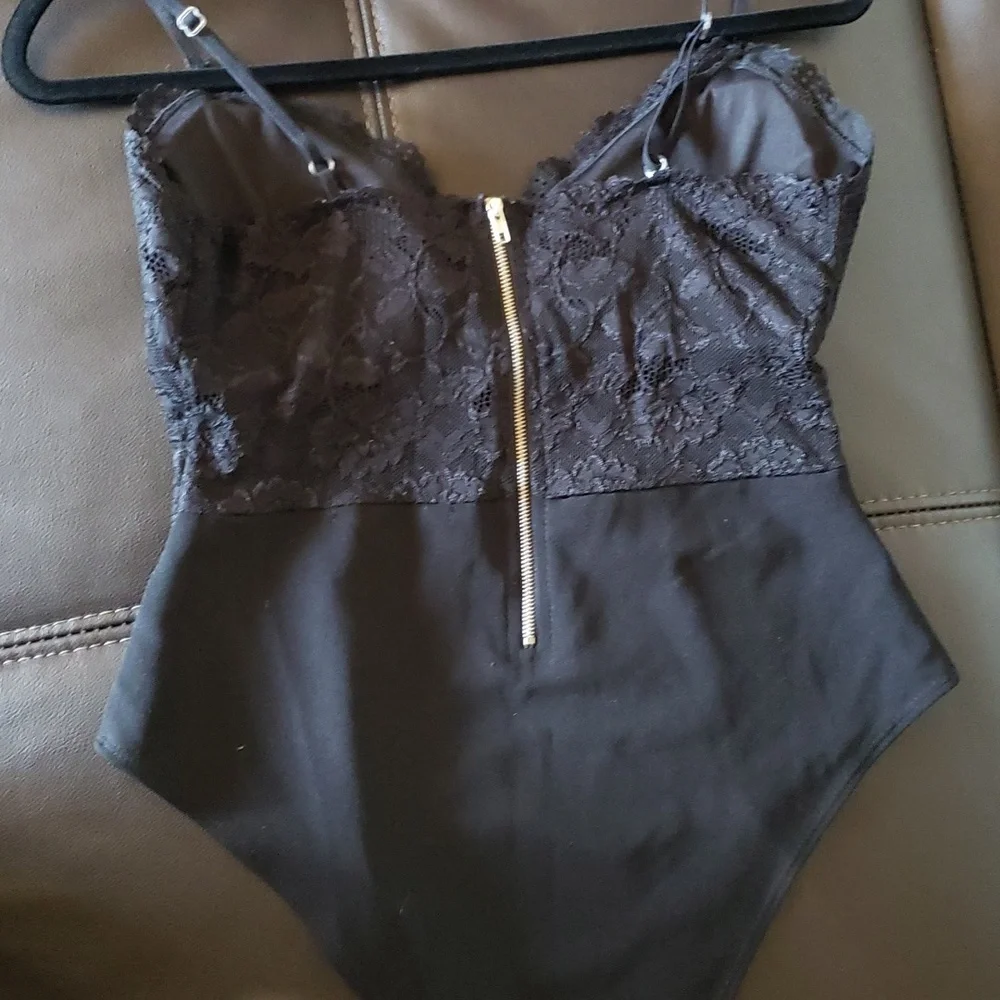 Body suit - Picture 4 of 4